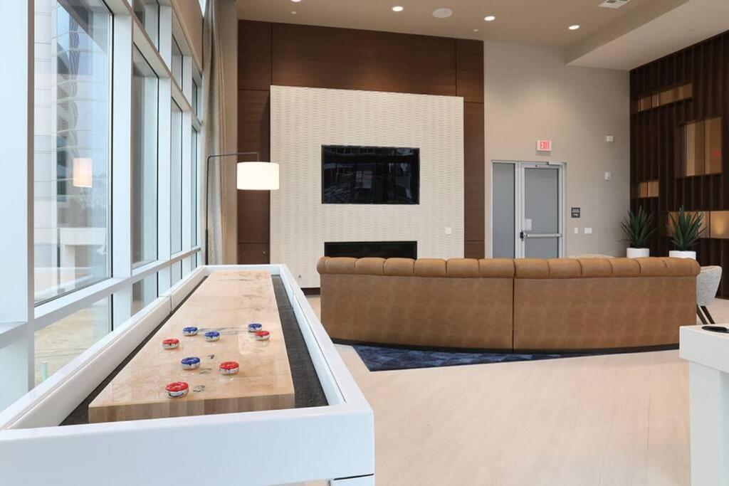 Апартаменты Modern Building -Free Parking - By Choc & St Joseph'S Hospital Ориндж Экстерьер фото